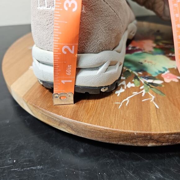 LL Bean Snow Boots EUC Quilted Nylon Suede Faux Fur Trim Pull-On Women's 8.5 EUC - Picture 14 of 16